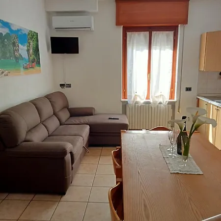 Perla House * 阿巴迪拉里纳